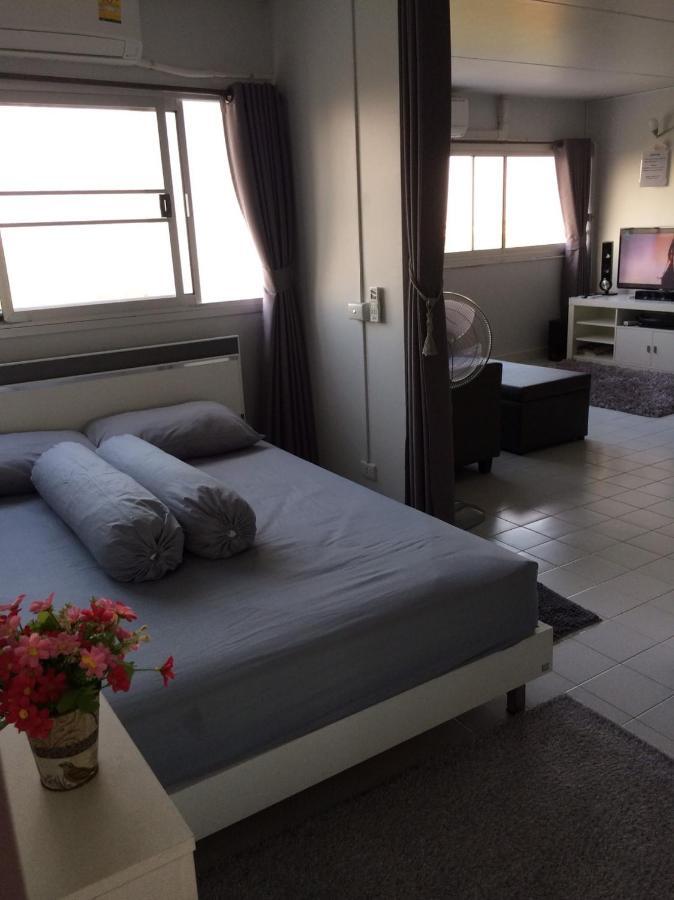 T11 Popula Condo By Prathomlerk Pak Kret Exterior foto